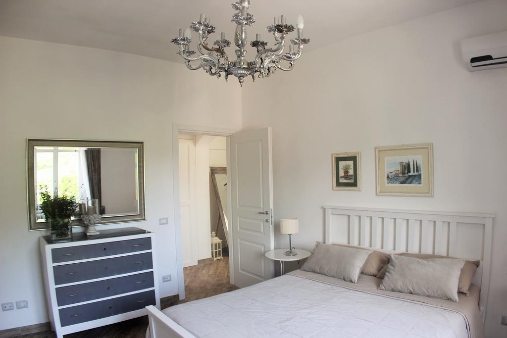 Villa Dei Sogni Greve in Chianti Room photo